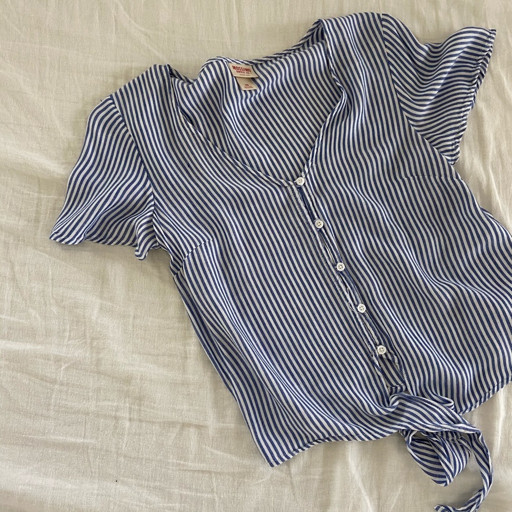 Button down blouse - Picture 2 of 4